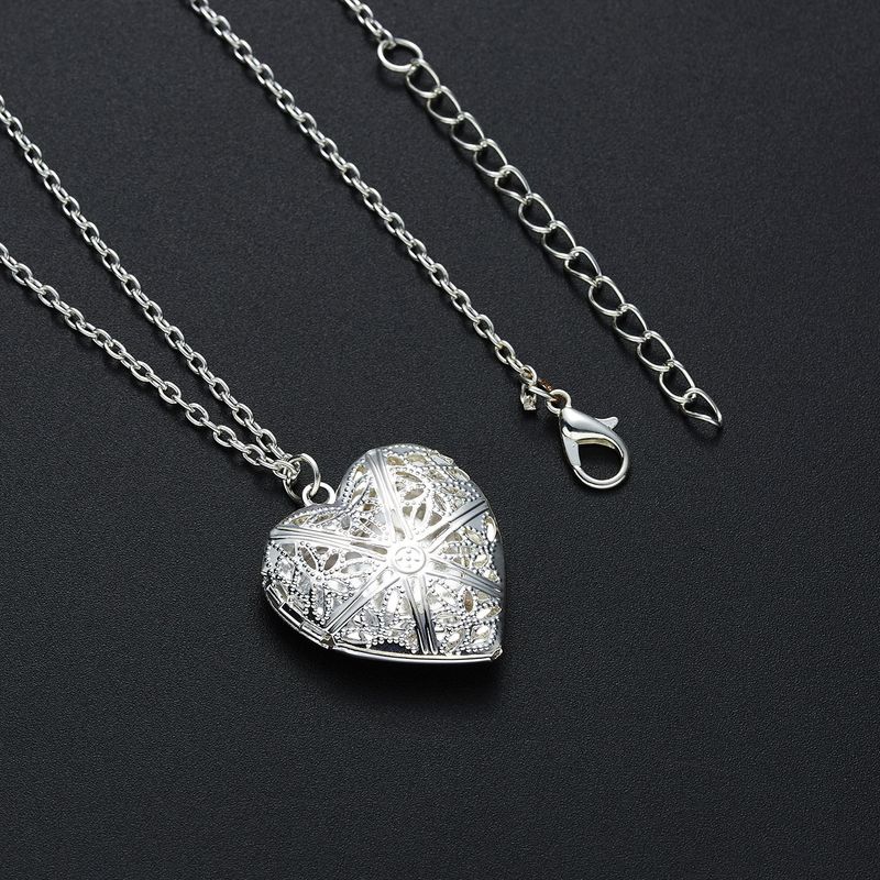 Collier pendentif amour simple peut ouvrir le cadre sculpté photos mode couple collier tempérament collier femmes_voghion.com