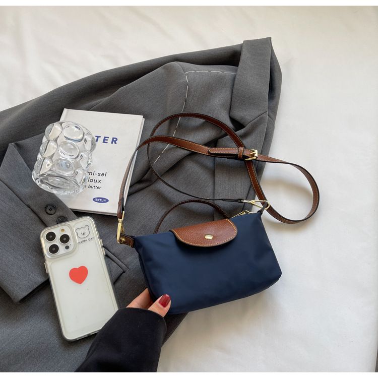 2024 New Nylon Dumpling Bun for Female Niche, Dragon Mini Xiang Splicing Handbag, Premium Single Shoulder Crossbody Bag_voghion.com