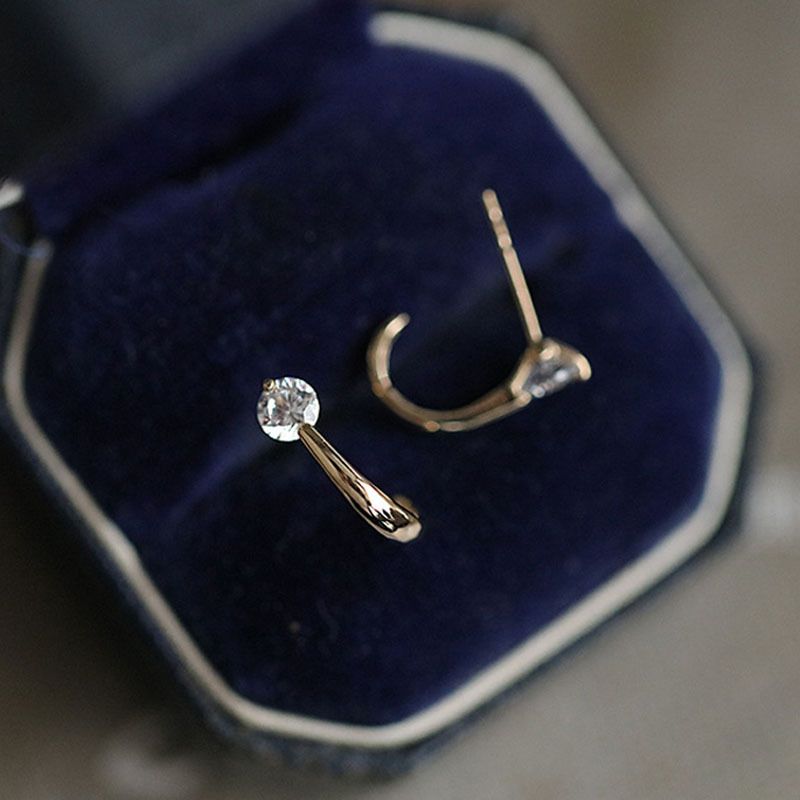 Tichins Cool Style Reines Silber Einzelner Diamant Für Frauen, Einfacher Stil, Gebogenes Zirkon-Set, Vielseitige Ohrringe Und_voghion.com