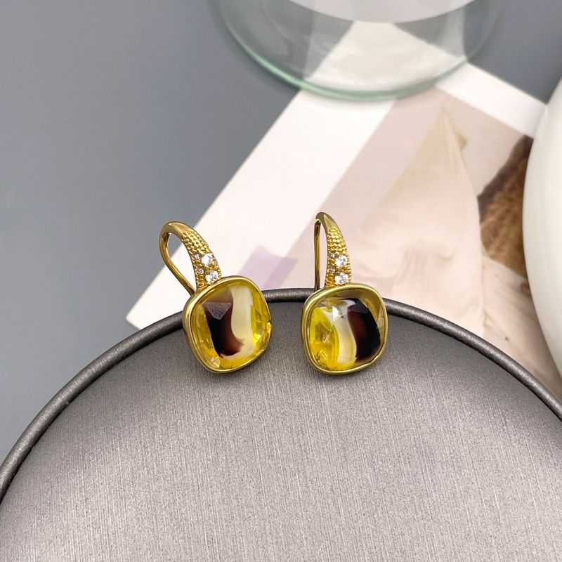 Korean Fashion Commuter Earhook Geometric Inlaid Crystal Glass Personalized Charm with Niche Design Simple Earrings_voghion.com