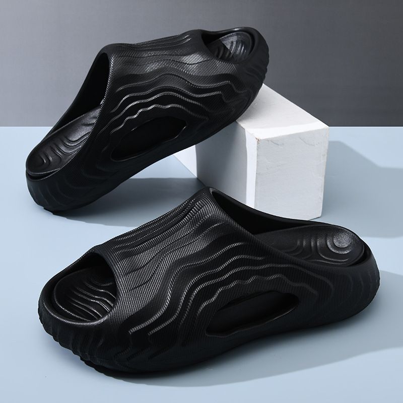 Nuovo tipo di pantofola estiva da uomo One Word, con rialzo per l'altezza, anti-odore, resistente all'usura, personalizzata._voghion.com