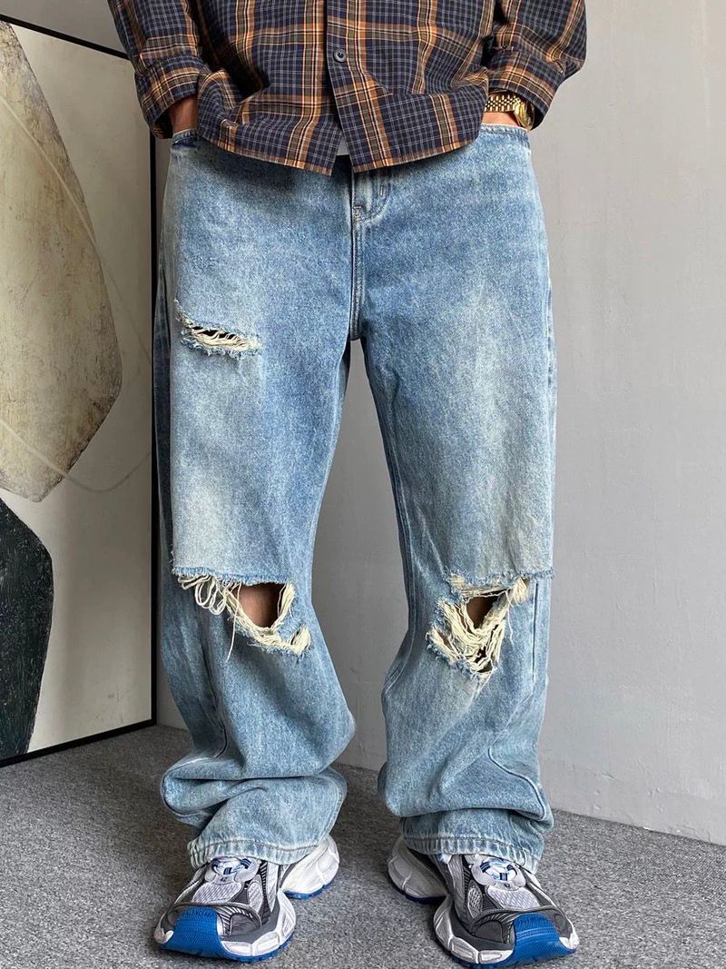 Herrenbekleidung Frühling und Sommer Lässige Retro Hellblaue zerrissene Jeans Herren Gerade Lose Trendy Tapered Pants_voghion.com