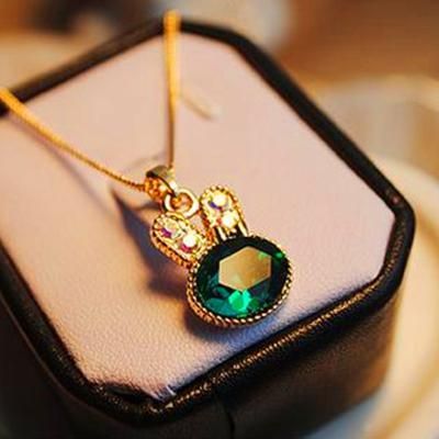 Collier 3D tendance pour femmes 2025, cube d'amour, pendentif en strass étincelant, petite boîte, chaîne à cadenas courte, collier et pendentif Maxi_voghion.com