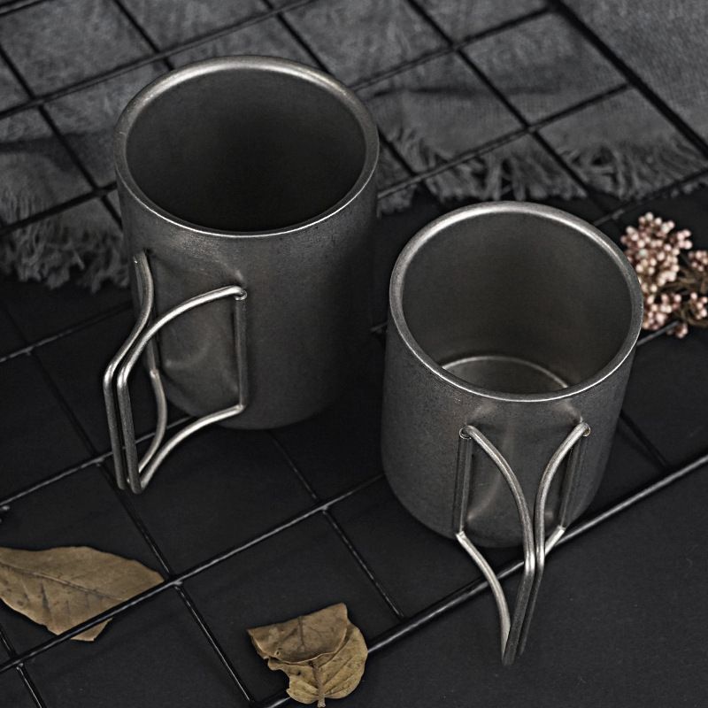 Retro 304 Edelstahl Doppelschicht Faltbare Outdoor Doppelschicht Tasse Tragbare Logo Isolierung Tasse Griff Handliche Tasse Wasser Tasse_voghion.com
