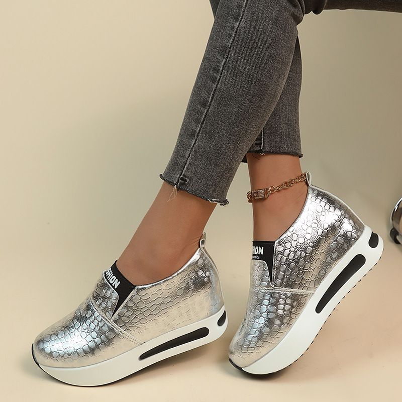 Lässiger Plus-Size-Modeschuh für Damen, Herbstneuheit 2025, dicke Biskuitsohle und glänzender Sport-Einzelschuh_voghion.com