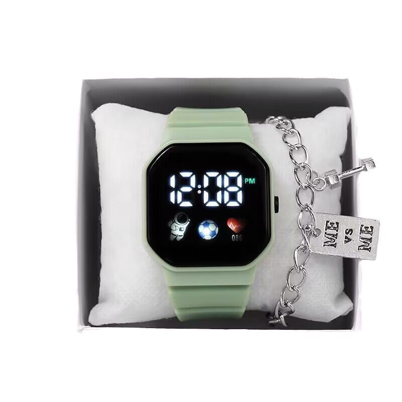 2023 New C3-12 Astronaut Style LED Square Digital Sports Student Button Electronic Watch_voghion.com