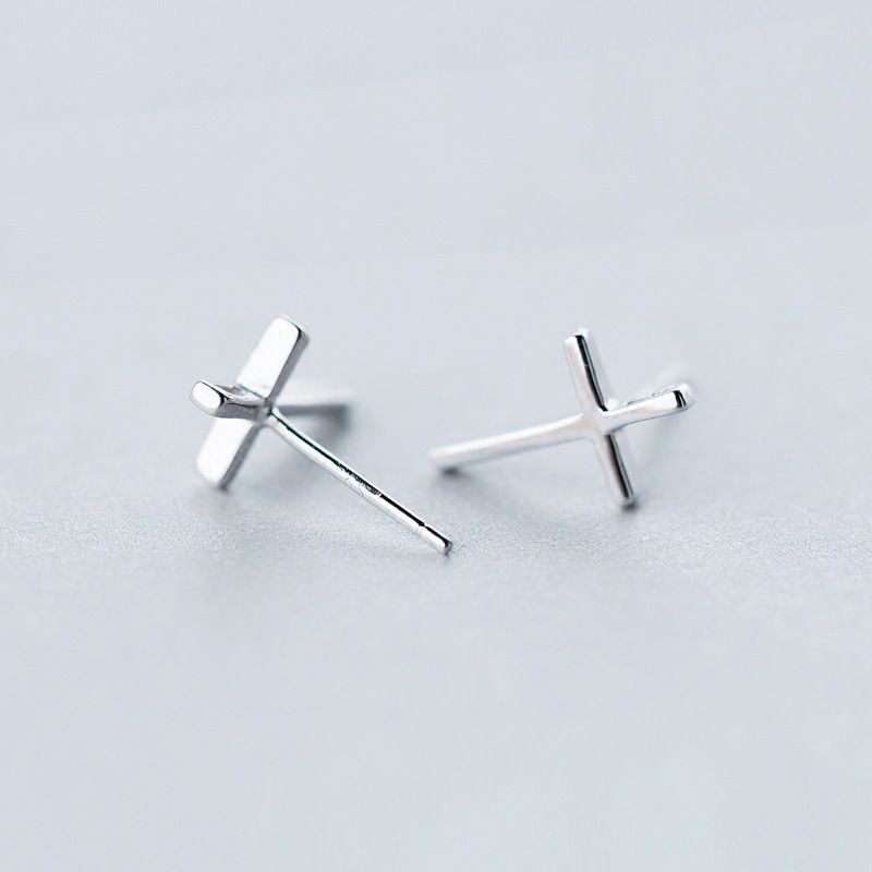 Orecchini unisex alla moda, versatili, semplici ed eleganti, in stile coreano con croce in argento_voghion.com