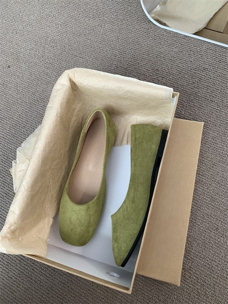 Flache Pendler Vielseitige Damen 2025 Frühling Herbst Neue Runde Zehen Schwarz Arbeitsschuhe Wildleder Flache Mund Loafers_voghion.com
