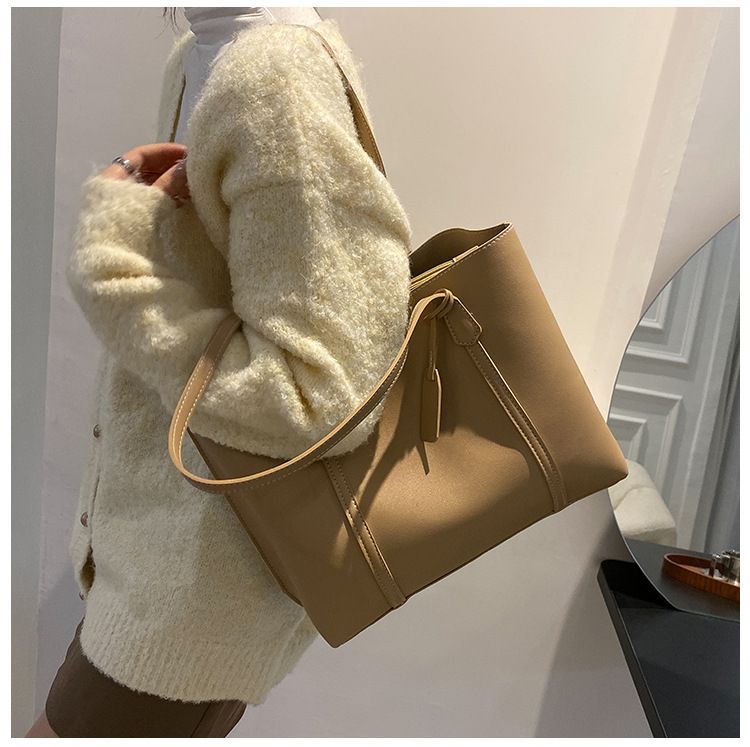 Grands sacs pour femmes automne et hiver 2021, nouveau style coréen, tendance, simple, grande capacité, en cuir souple, sac à bandoulière décontracté et polyvalent_voghion.com