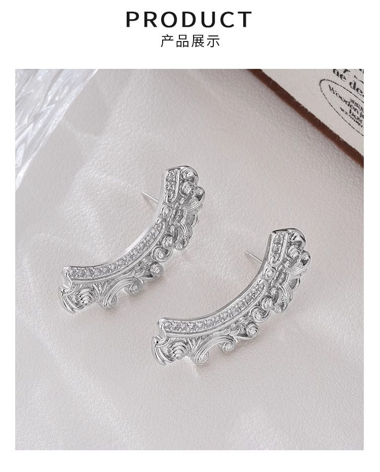 High-Value Cloud For Women, Simple And Elegant Niche Design, Light Luxury Ins Style High-End Earrings_voghion.com