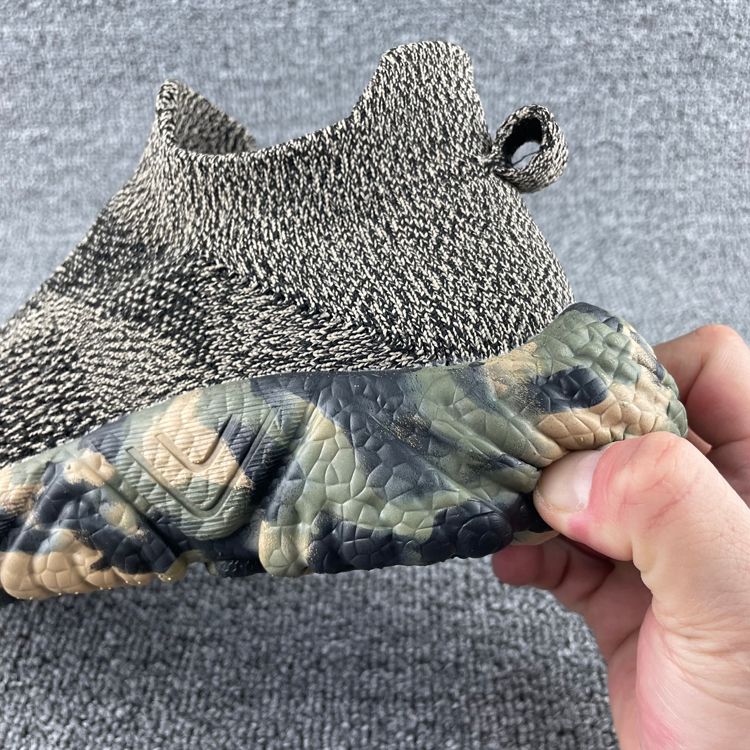 Slip-on Camouflage Non Slip Soft Bottom Flying Woven Cross-Border Men's Shoes_voghion.com