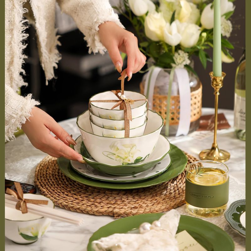 French Calla Lily Tableware Set Home Light Luxury High-end Ceramic Bowl Plate Box New Wedding Gift_voghion.com