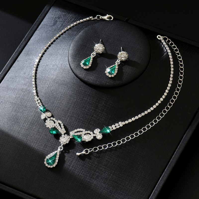 Set di collana, orecchini, pendenti e accessori da sposa in due pezzi, versatili e freschi, con catena per clavicola_voghion.com