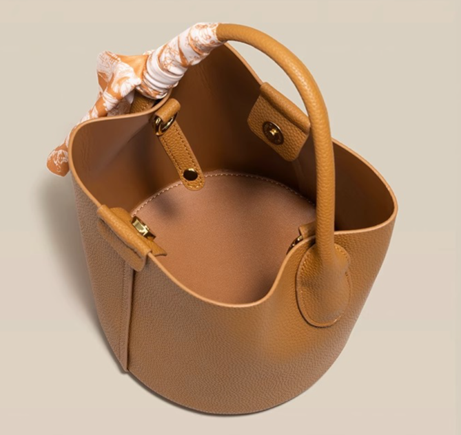 Borsa a secchiello per pendolarismo al lavoro 2023 nuova moda leggera di lusso cesto di verdure borsa da donna borsa a tracolla portatile a spalla singola all-match_voghion.com