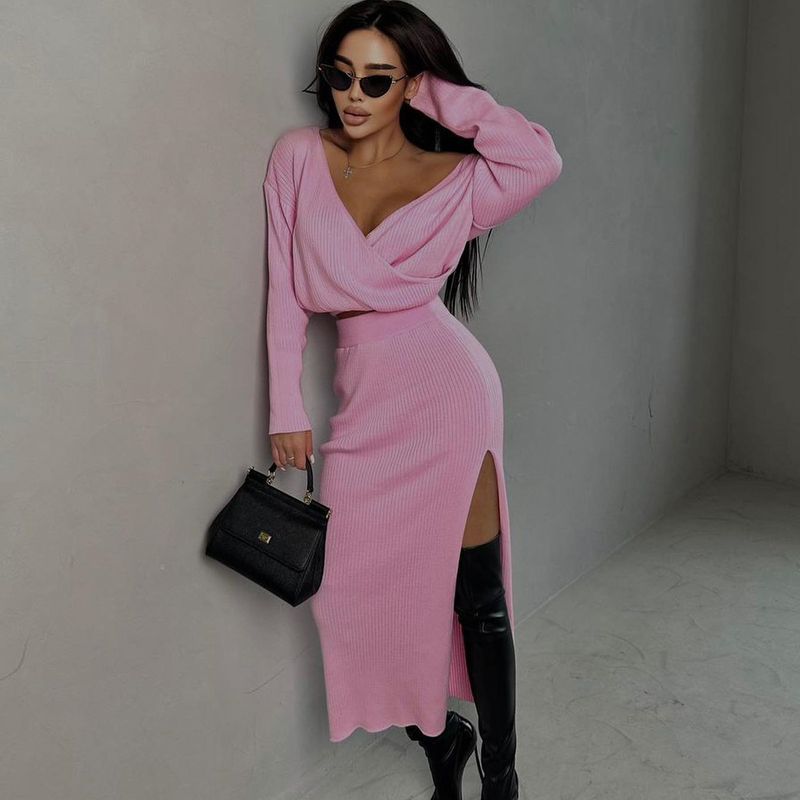 Women’s V-Neck Knit Top & High-Slit Skirt Set – Soft Autumn Layering Essential For Effortless Elegance_voghion.com