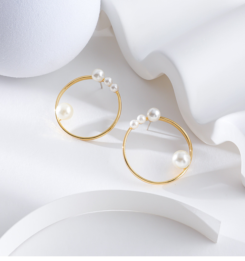 Women's earrings simple round pearl earrings for women, exaggerated niche design, high-end and exquisite, small fragrance style s925 earrings_voghion.com
