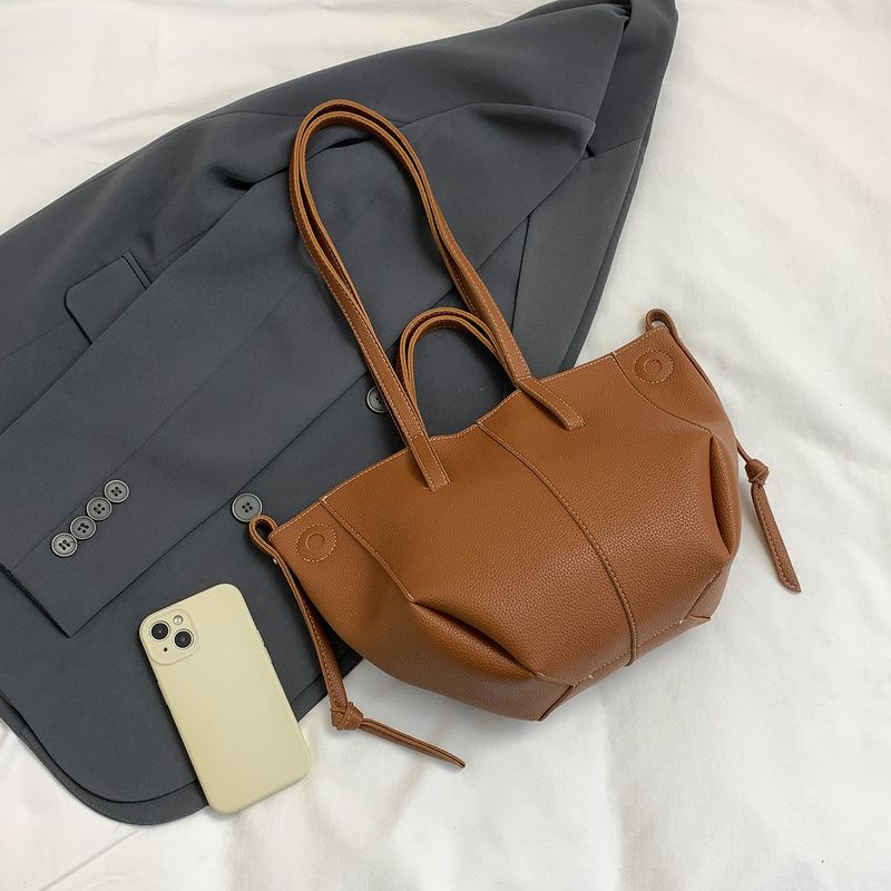 Niche Handheld Underarm For Women 2025 New Simple Wing Korean Style Trendy Large Capacity Tote Bag_voghion.com