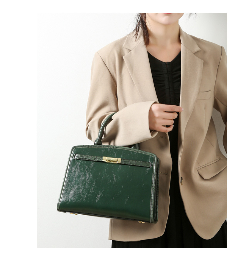 2023 Nytt flerdelat set för kvinnor Kontrastfärg 3-delat set Moderväska Enkelaxel Crossbody Handhållen damväska_voghion.com