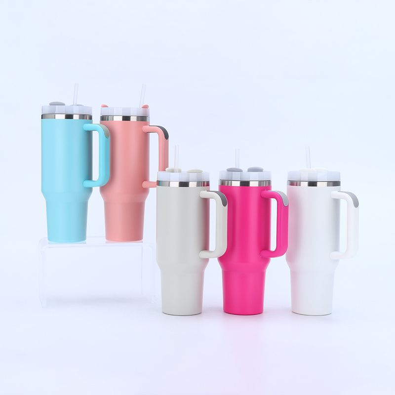dedizierter 40oz Autobecher der zweiten Generation mit großem Fassungsvermögen, Henkelbecher, Auto-Eisbecher, Isolierung, Kaltwasserbecher, Spot_voghion.com