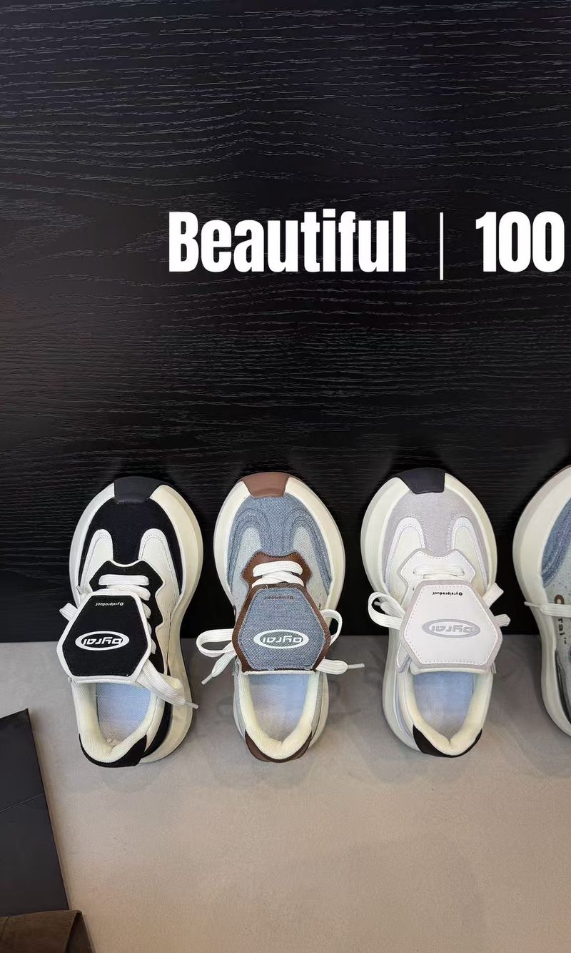 2025 Herbst Schwarz-Weiß Panda Cloud China-Chic Marke Board Dickbesohlte Damen Sport Freizeitschuhe_voghion.com