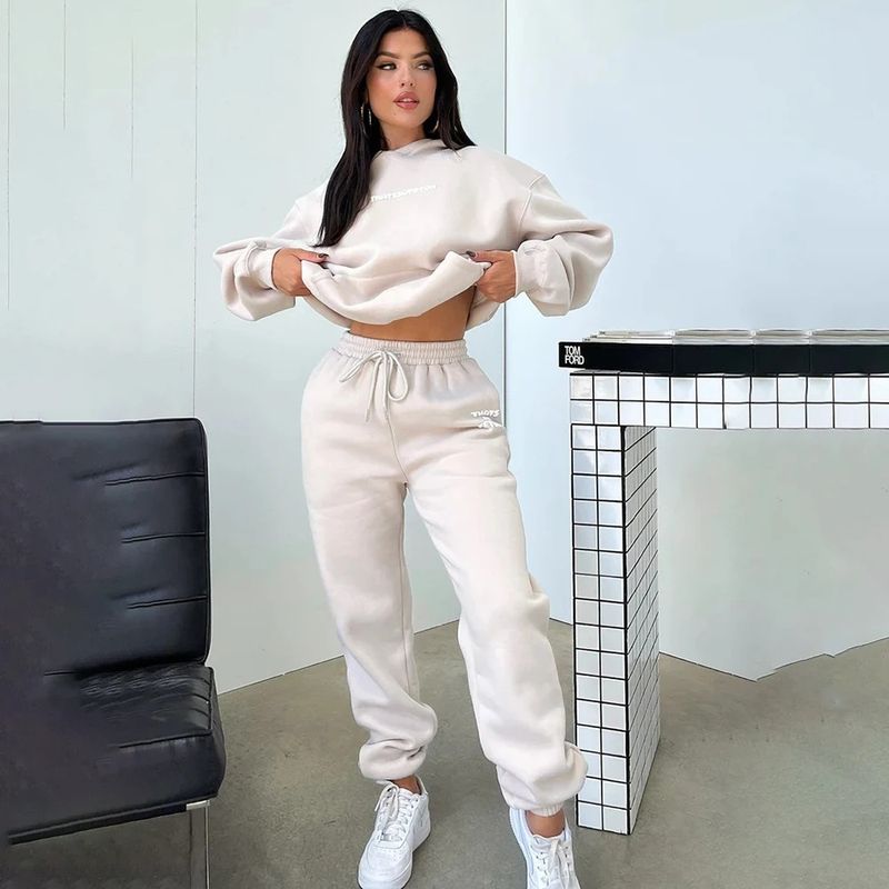 Damen Herbst und Winter neues Sweatshirt-Set, modisches sportliches LOGO Langarmpullover mit Kapuze Sweatshirt zweiteiliges Set_voghion.com