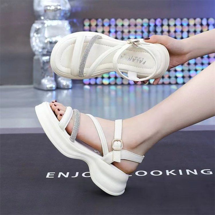 French Small Fragrant Roman Sandals Women's Thick-soled Leather Surface Rhinestone One-word Strap With Skirt Beach Shoes_voghion.com