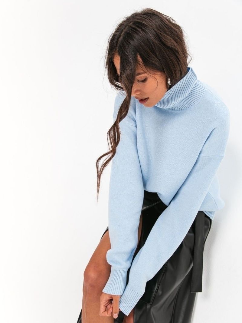 Women's Oversized High-Neck Sweater – Trendy Fall & Winter Pullover, Soft Viscose Blend, Drop Shoulder Sleeves, 8 Vibrant Colors For Casual_voghion.com