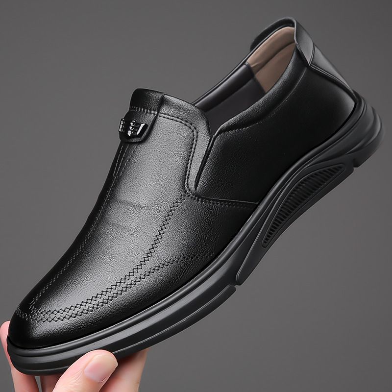 Suitable For All Seasons 2024 Autumn New Loafers Men's Casual Driving Soft Sole Slip-On Versatile Sneakers Leather Shoes_voghion.com