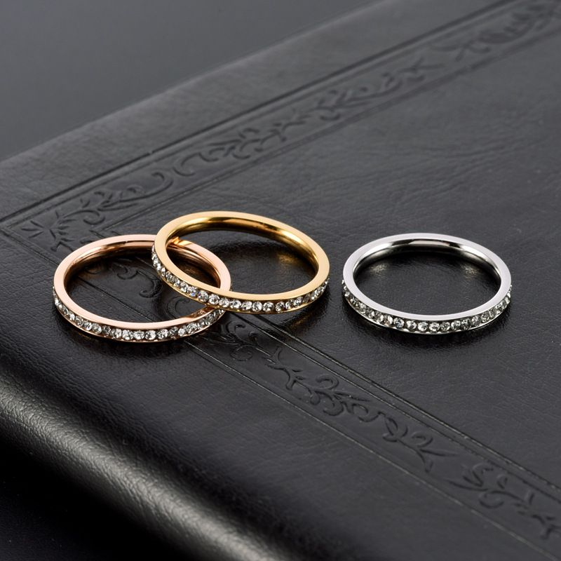 Anello da donna in acciaio inossidabile con zircone intarsiato, anello da donna con stella in oro rosso netto_voghion.com