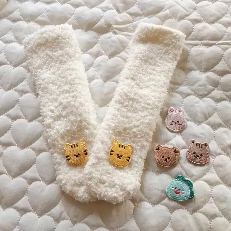 Calzini invernali per neonati Calzini lunghi caldi e spessi per bambini Piccoli Calzini bianchi per autunno e inverno Calzini antiscivolo per neonati Accessori per neonati_voghion.com