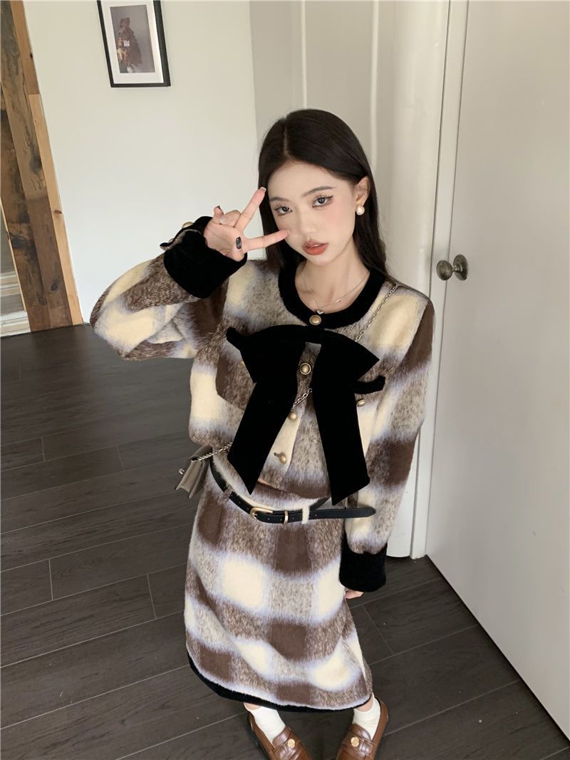 Tendencia de este año: Hermoso vestido de traje de lana estilo pequeño para mujer Otoño Invierno 2024 Celebridad de Internet_voghion.com