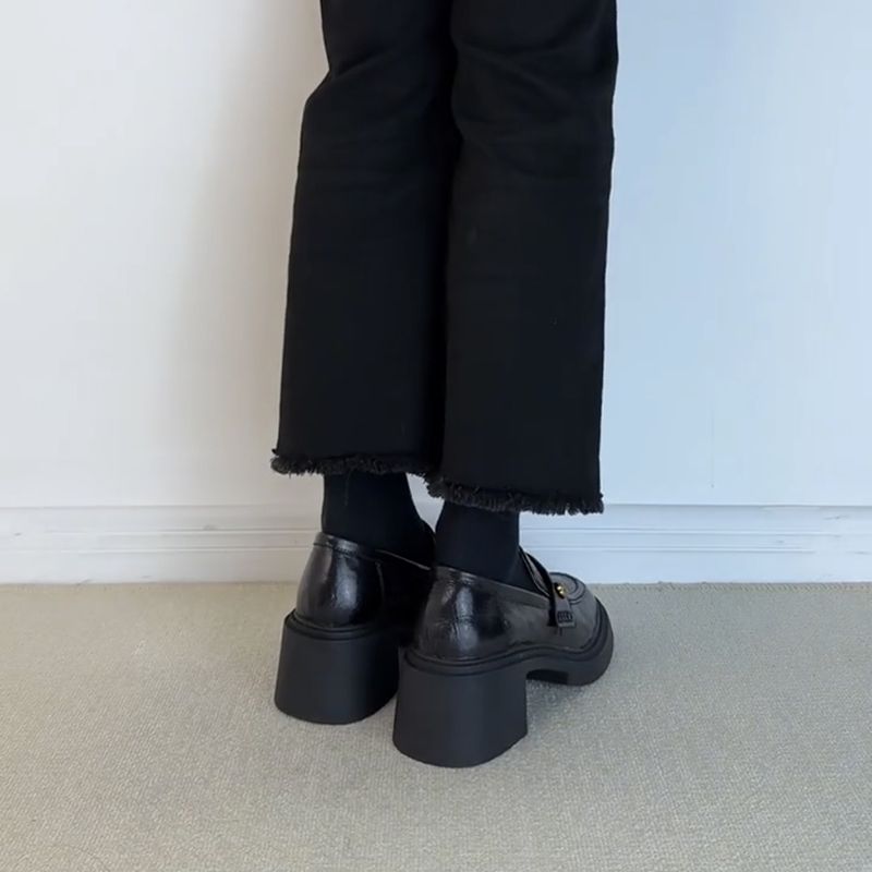 Goatskin ~ British Style Camellia Thick Sole High Loafers Women's Autumn Slip-on Leather Shoe Retro Chunky Heel Shoes_voghion.com