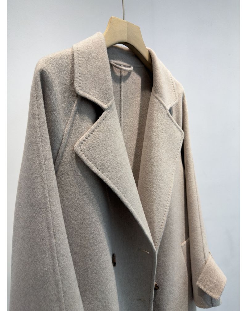 Trench double-face di lusso in misto cashmere e seta per donna – Elegante design con spalle scese, cappotto lungo aderente con drappeggio lusinghiero_voghion.com