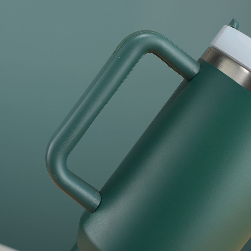 40oz Autobeker Grote Capaciteit Dubbellaags Vacuüm Huishoudelijke Auto Draagbare Thermosbeker met Reuzenhandvat_voghion.com