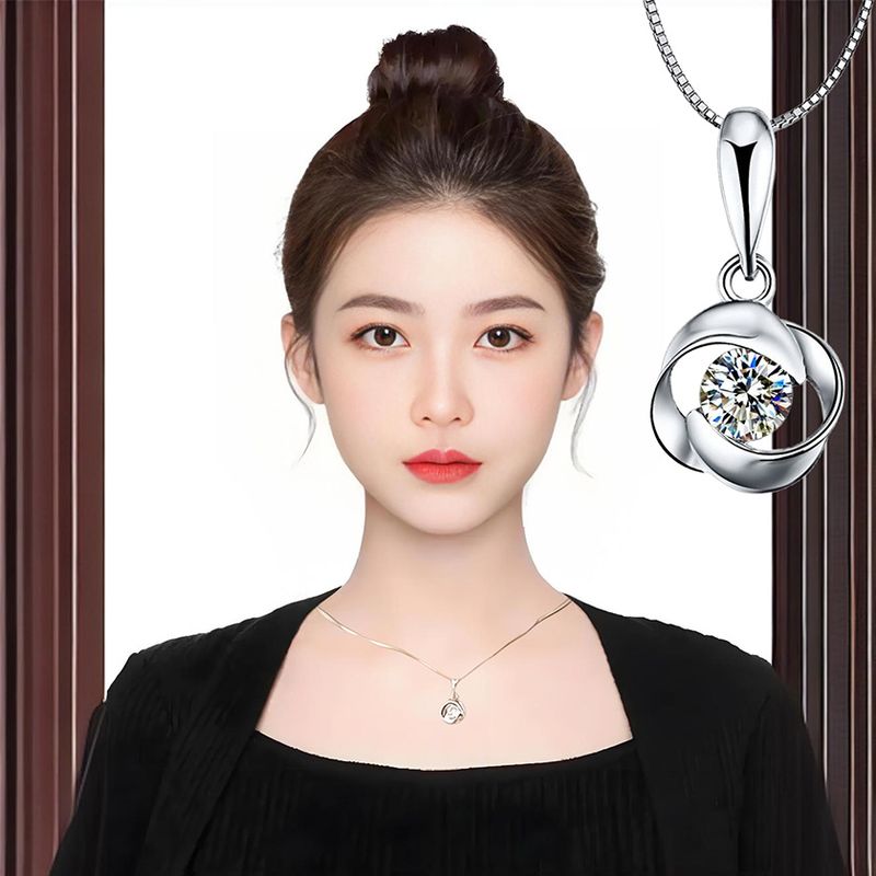 Ciondolo con quadrifoglio con frecce e otto cuori in piedi, zircone, gioielli, collana versatile coreana in argento massiccio_voghion.com