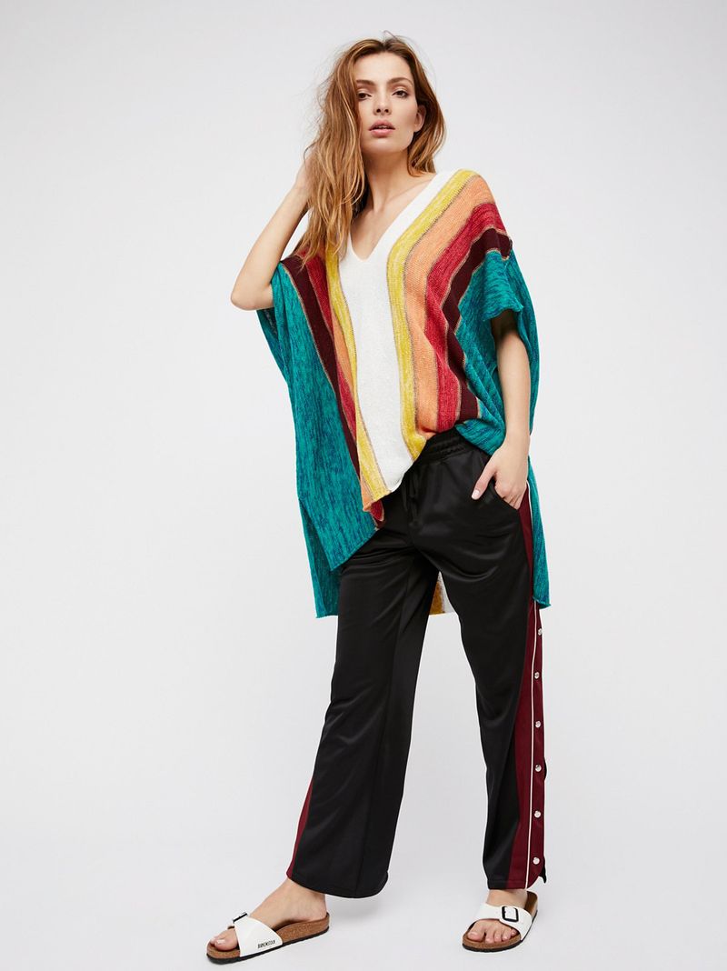 Women's Rainbow Stripe Knitted Beach Cover-Up – Lightweight Crochet Bikini Swimsuit Outerwear For Vacation & Poolside (One Size)_voghion.com