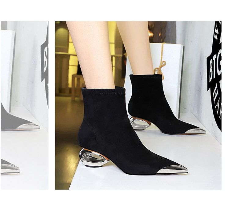 335-1 Stile Stivaletti da donna in pelle scamosciata con tacco a spillo e punta in metallo, stile banchetto leggero e lussuoso, corti_voghion.com