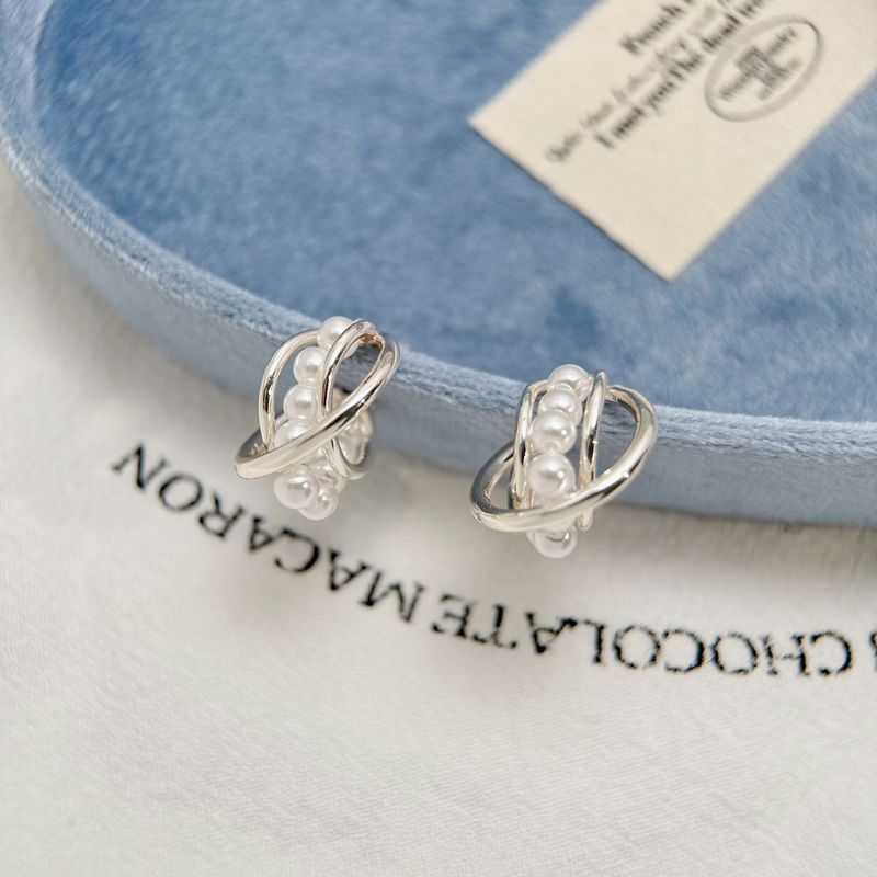 Stile francese delicato, elegante temperamento, perla, personalità femminile, 2025, nuovi orecchini versatili, sensazione di alta qualità_voghion.com