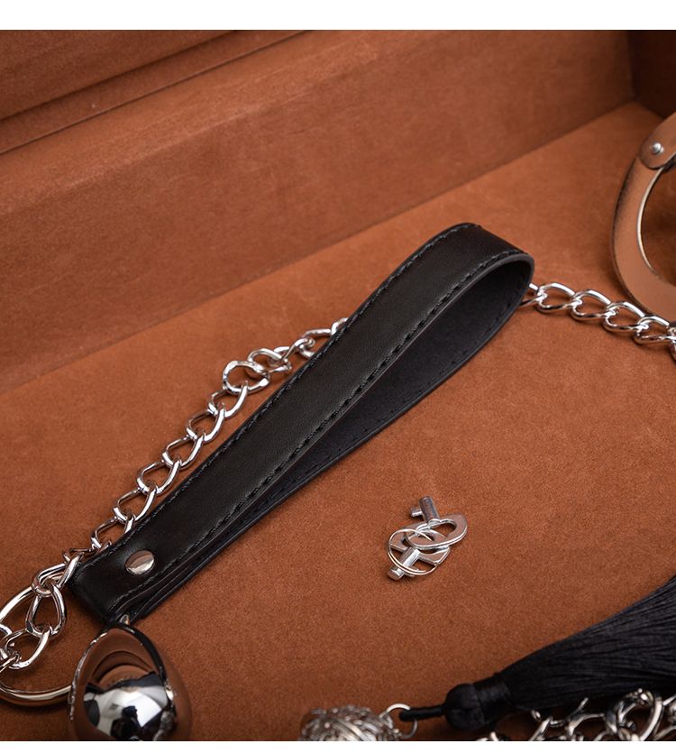 Black Wolf Metal With Brushes Crystal Beads Plug Handcuffs Prostate Massager Anal Vibrator Adult Toys Sex Store_voghion.com