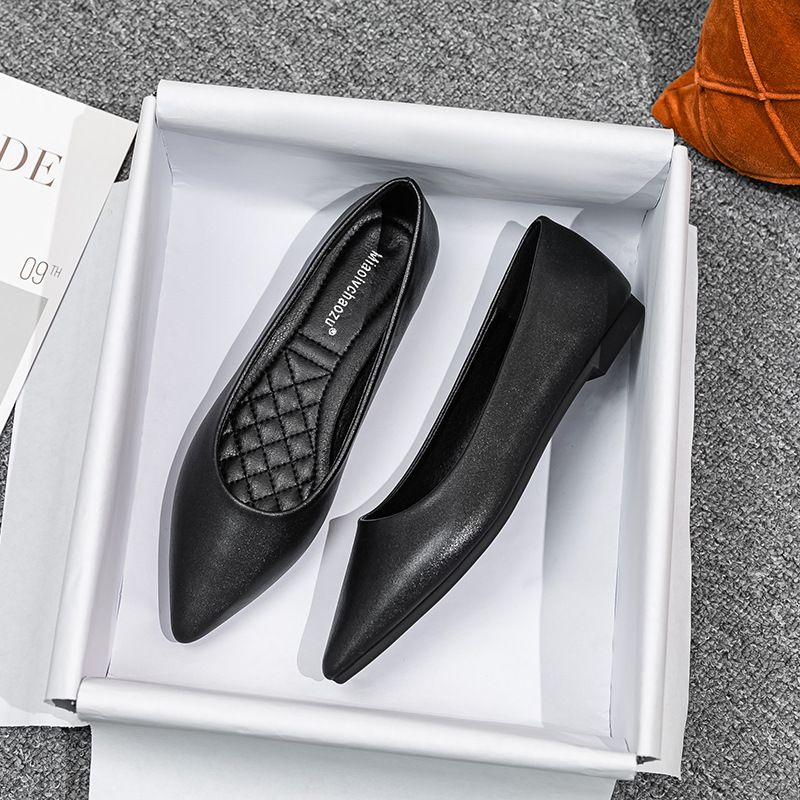 Sapatos femininos pretos para entrevistas de emprego, versáteis, com bico fino, salto grosso e sola única de couro macio, estilo fada._voghion.com