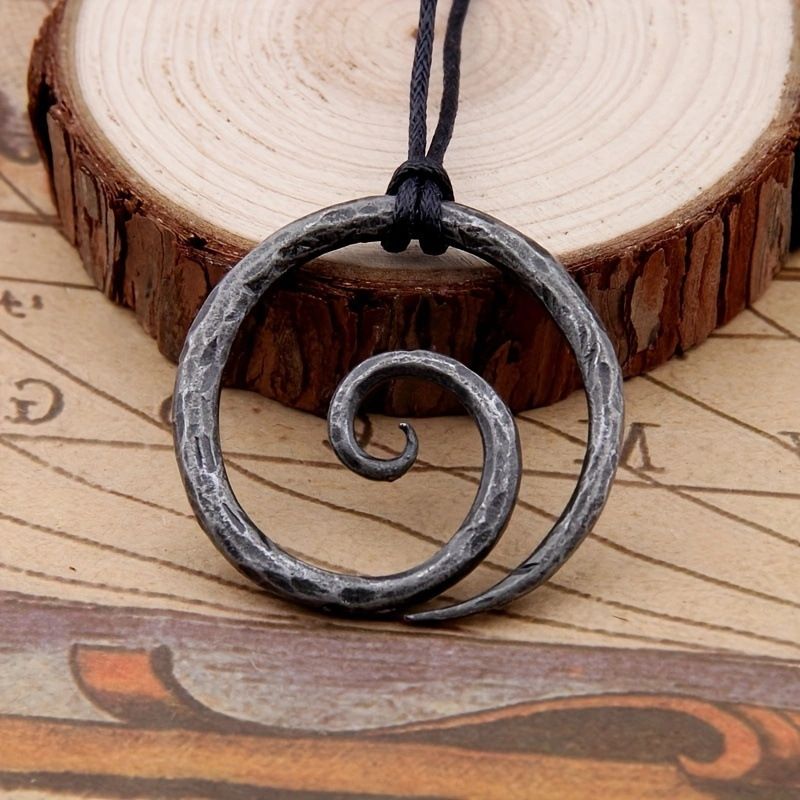 Collana con ciondolo amuleto simbolo spirale vichinga Gioielli norvegesi accessori per feste da uomo_voghion.com