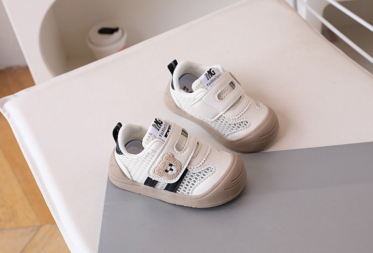 Zapatos para bebés y niños pequeños, novedad de verano 2025, de malla simple, transpirables, con punta cerrada, para niños, con diseño transfronterizo._voghion.com