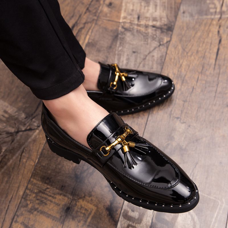 New Gold Pointed Leather Large Size Formal Casual Nightclub Tassel Slip-On Men's Shoes_voghion.com
