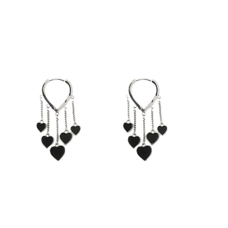Cold Style Black Heart-shaped Earrings With Fashionable Tassel Temperament Earrings_voghion.com