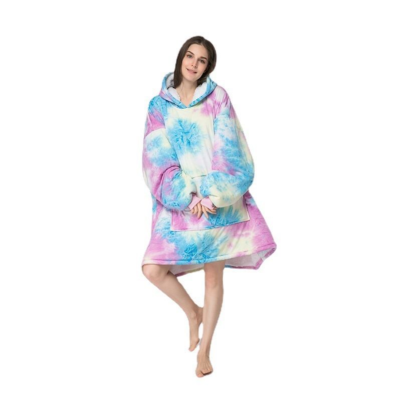 Cross-border new outdoor functional clothing cold-proof clothing printed lazy clothing pullover flannel clothing hooded lazy TV blanket_voghion.com