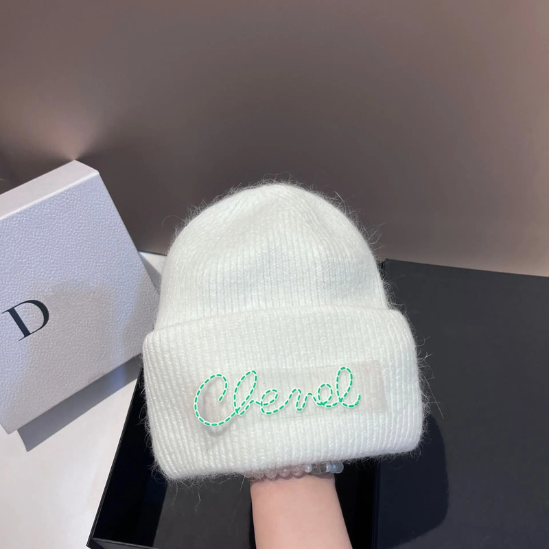 Autumn and winter small fragrance rabbit fur knitted hat Russian thickened warm ear protection double-fold woolen hat soft glutinous pullover hat
_voghion.com