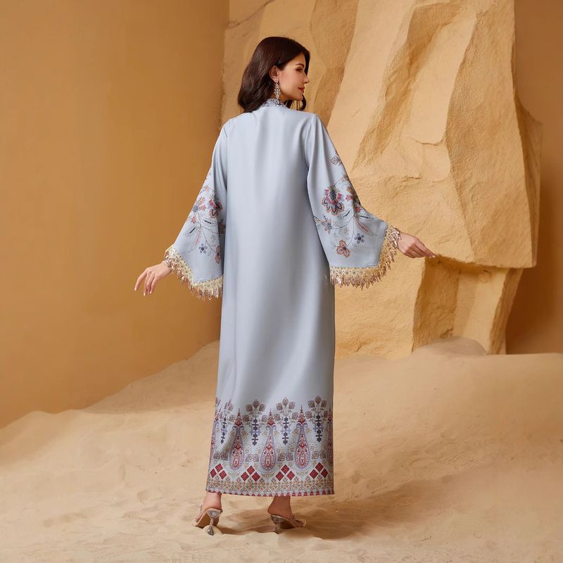 NC13 Muslimsk kvinnamantel V-ringad broderad tofsstil arabisk klänning abaya_voghion.com