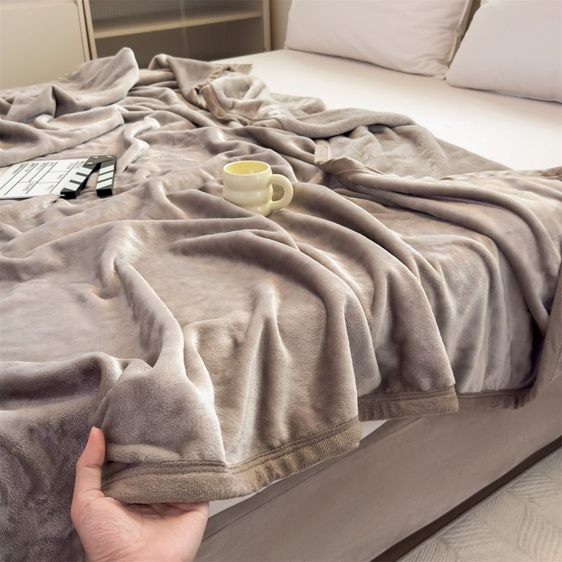 Cross-Border High Weight Solid Color 320g Flannel Thickened Plain Throw Nap Fleece Blanket Export Wholesale Dropshipping_voghion.com