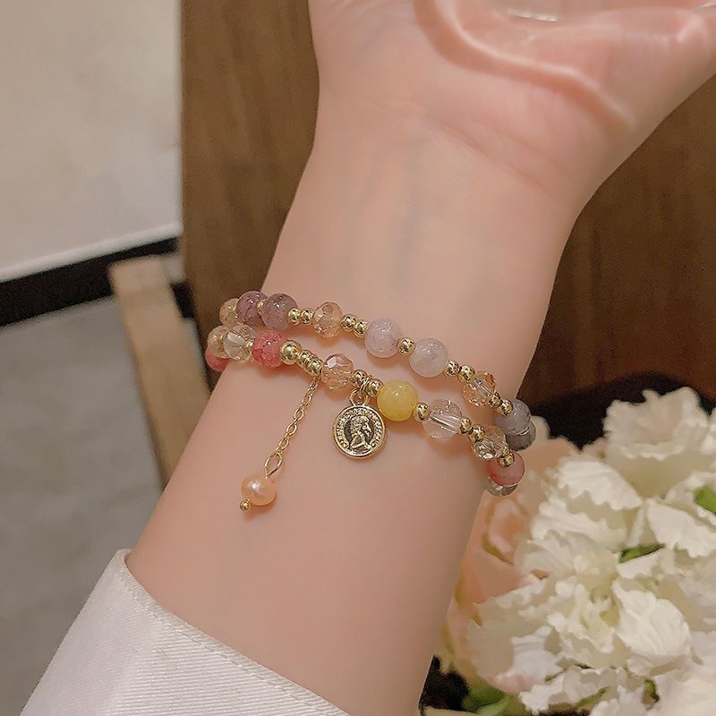 Armband met dubbele laag kristallen parelkralen voor dames met een lichte luxe en hoogwaardige uitstraling. Gestapelde armband met ins dopamine en niche-accessoires._voghion.com