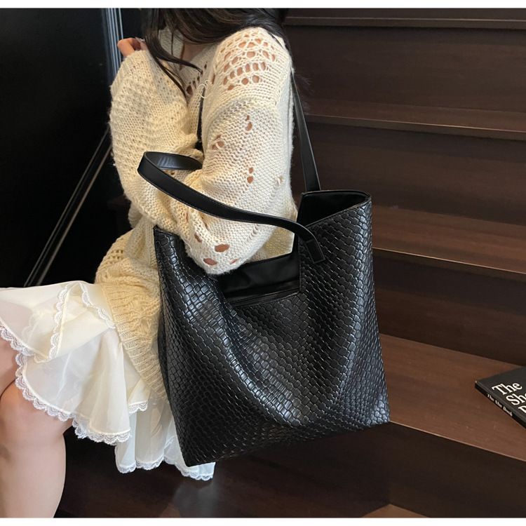Women's Large Capacity Woven Tote Bag For Work & Travel, Stylish Shoulder Bag With Zipper Closure, Black/Beige/Khaki/Brown_voghion.com